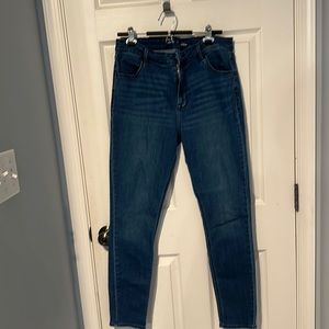 Old Navy Super Skinny High Rise jeans
